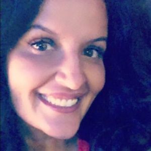 Meet your Posher, Amira